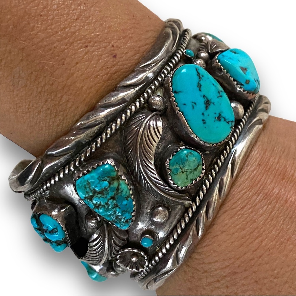 Massive Vintage Navajo Sterling Silver & Turquoise Cuff Bracelet Signed DUTOM! - Picture 8 of 16